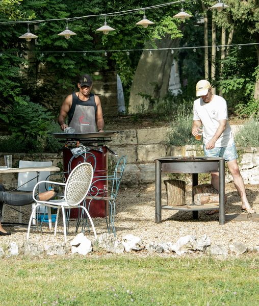 Une grillade au feu de bois