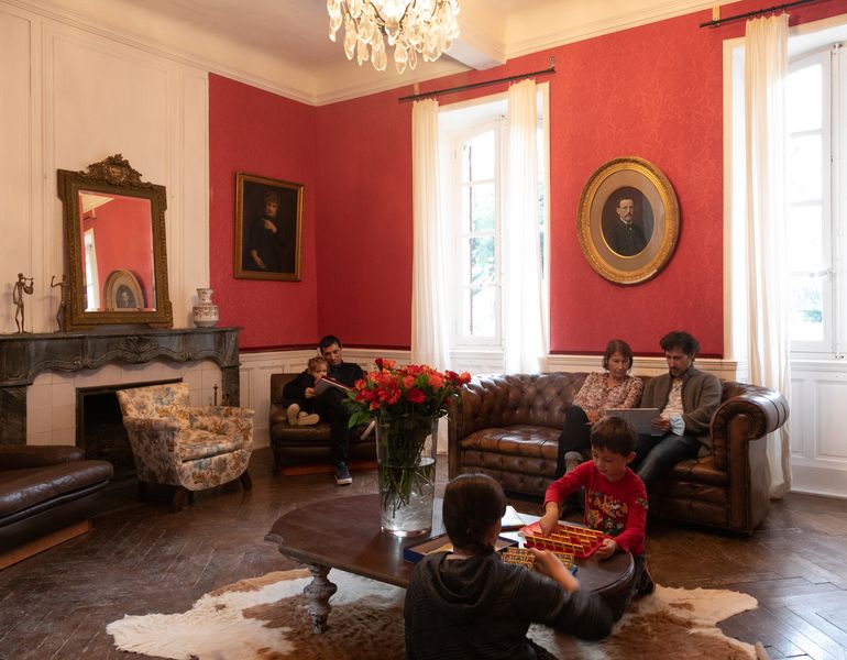 Salle de réception en face du parc