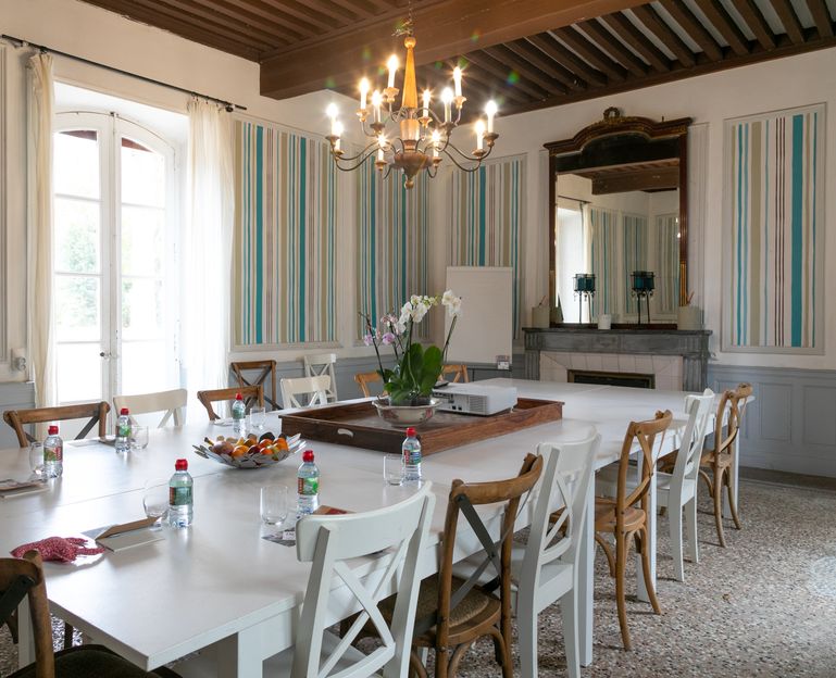 Grande salle pour séminaire